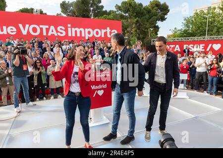 Pedro Sanchez. Juan Lobato. Reyes Maroto. PSOE. Candidati in un atto del gruppo socialista spagnolo dei lavoratori (PSOE). MADRID, SPAGNA - 25 MAGGIO 2023. Foto Stock