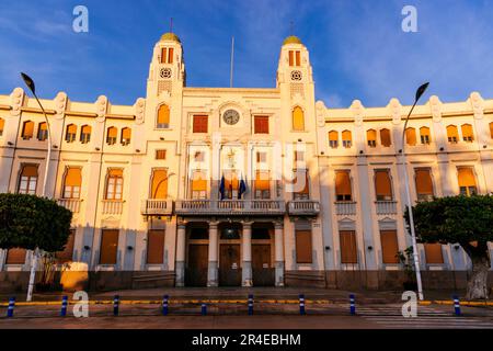 Il Palazzo dell'Assemblea, ex Palazzo Comunale, a volte chiamato Municipio, è un edificio art deco dall'ampliamento modernista di t Foto Stock