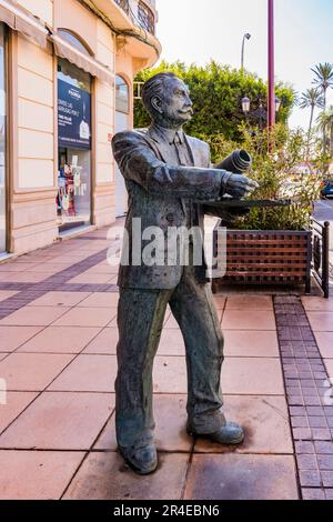 Monumento all'architetto Enrique Nieto y Nieto, monumento commemorativo scultoreo dello scultore Mustafa Arruf. Enrique Nieto y Nieto era un architetto spagnolo, aut Foto Stock