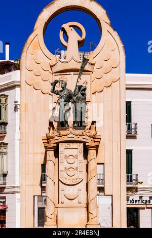 Architettura fascista. Monumento agli Eroi di Spagna, un tributo a coloro che sono caduti nella guerra civile spagnola, è stato costruito nel 1941 secondo il disegno Foto Stock