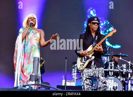 Napa, California, Stati Uniti. 27th maggio, 2023. Nile Rogers e Chic si esibiscono sul palco al BottleRock 2023 Music Festival. Credit: Ken Howard/Alamy Live News Foto Stock