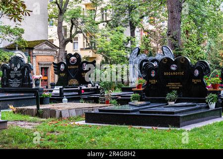 Alter St Michael-Friedhof, Old St Michael Cemetery, Cave Yard cattolica, Hermannstrasse 191-195, Neukölln, Berlino Foto Stock