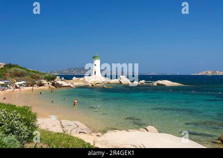 Spiaggia, Porto Faro, Faro di Capo d'Orso, Sardegna, Italia Foto Stock