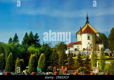 Chiesa di San Bartolomeo nel villaggio di Moravitsa, contea di Cracovia, piccola Polonia Voivodato, Polonia. Foto Stock