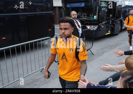 Leeds, Regno Unito. 28th maggio, 2023. Weston McKennie #28 di Leeds United arriva all'Elland Road Stadium davanti alla partita della Premier League Leeds United vs Tottenham Hotspur a Elland Road, Leeds, Regno Unito, 28th maggio 2023 (Foto di James Heaton/News Images) a Leeds, Regno Unito, il 5/28/2023. (Foto di James Heaton/News Images/Sipa USA) Credit: Sipa USA/Alamy Live News Foto Stock