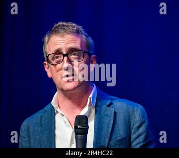 Charlie Wood Speaking at Launch, Underbelly Director, Edinburgh Festival Fringe, Scozia, Regno Unito Foto Stock