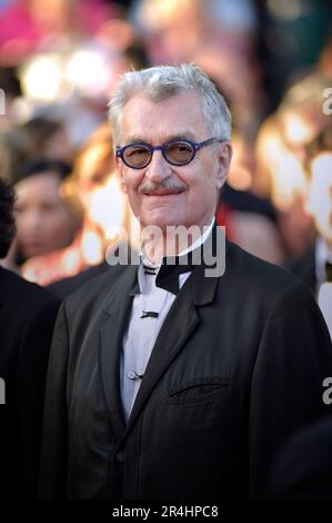 Cannes, Francia. 27th maggio, 2023. WIM Wenders partecipa alla proiezione 'Elemental' e alla cerimonia di chiusura red carpet durante il 76th° festival annuale del cinema di Cannes al Palais des Festivals sabato 27 maggio 2023 a Cannes. Foto di Rocco Spaziani/UPI Credit: UPI/Alamy Live News Foto Stock