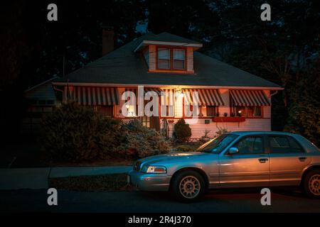 Una casa di notte a Milford, Pennsylvania Foto Stock