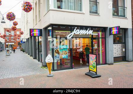 Rinomato negozio di dolciumi e caramelle della catena di negozi "Jamin" in una strada dello shopping olandese. Foto Stock