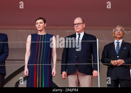 HSH Princess Charlene di Monaco, noto anche come Charlene Lynette Wittstock, HSH Prince Albert II di Monaco, ritratto sul podio durante il Gran Premio di Formula 1 di Monaco 2023, 6th° round del Campionato del mondo di Formula uno 2023 dal 26 al 28 maggio 2023 sul circuito di Monaco, A Monaco - Foto: Florent Gooden/DPPI/LiveMedia Foto Stock