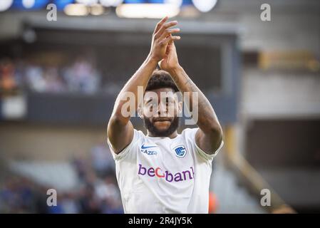 Brugge, Belgio. 28th maggio, 2023. Mark McKenzie di Genk festeggia dopo aver vinto una partita di calcio tra Club Brugge e KRC Genk, domenica 28 maggio 2023 a Brugge, il 5° giorno dei play-off dei campioni della prima divisione del campionato belga della 'Jupiler Pro League' del 2022-2023. BELGA PHOTO KURT DESPLENTER Credit: Belga News Agency/Alamy Live News Foto Stock