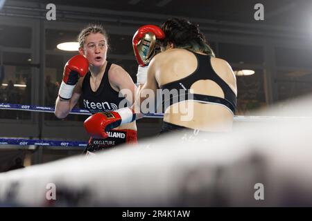 Torhout, Belgio. 28th maggio, 2023. L'immagine mostra la lotta tra il belga Delfine Persoon e il coreano Bo mi Re Shin, per il titolo femminile WBC Silver Super Feather, domenica 28 maggio 2023, a Torhout. BELGA PHOTO KURT DESPLENTER Credit: Belga News Agency/Alamy Live News Foto Stock