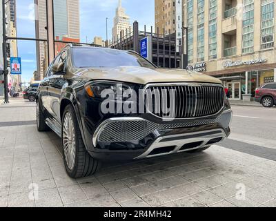 Maybach GLS500 2 tonalità nero e oro Foto Stock