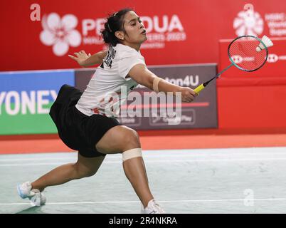 Kuala Lumpur, Malesia. 28th maggio, 2023. Gregoria Mariska Tunjung dell'Indonesia gioca contro Akane Yamaguchi del Giappone durante la partita finale femminile dei Perodua Malaysia Masters 2023 all'Axiata Arena. Akane Yamaguchi ha vinto con punteggi; 17/7 : 21/21. Credit: SOPA Images Limited/Alamy Live News Foto Stock
