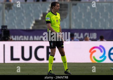 Firenze, Italia. 27th maggio, 2023. Ayroldi refree durante ACF Fiorentina vs AS Roma, calcio italiano Serie A match in Florence, Italy, May 27 2023 Credit: Independent Photo Agency/Alamy Live News Foto Stock