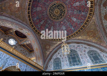 La Sala Imperiale nel Palazzo Topkapi, Istanbul, Turchia Foto Stock