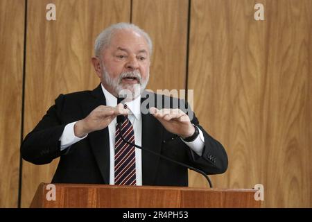 Brasilia, Distrito Federale, Brasil. 29th maggio, 2023. (INT) Conferenza stampa con Maduro, Presidente del Venezuela. 29 maggio 2023, Brasilia, Distretto Federale, Brasile: Il Presidente del Venezuela, Nicolas Maduro, durante una conferenza stampa al fianco del Presidente del Brasile, Luiz Inacio Lula da Silva, al Palazzo Planalto, a Brasilia, dopo un incontro riservato tra i due. Credit: ZUMA Press, Inc./Alamy Live News Foto Stock