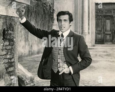 Cantante e attore italiano Adriano Celentano nel film Er più - Storia d'amore e di colore, Italia 1971 Foto Stock