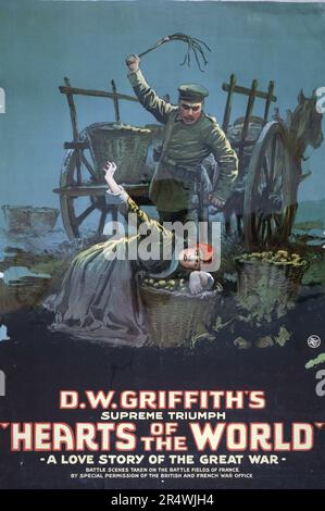 Il cuore del mondo una storia di amore della grande guerra. poster per il film muto di D. W. Griffith (David Wark), 1875-1948. Motion Picture poster raffigurante soldato holding frusta su donna posa su cestino di verdure in un campo, di un carrello con cesto di ortaggi in background. Foto Stock