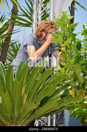 Fotografo stampa ad una foto 76th Festival del Cinema di Cannes 26 maggio 2023 Foto Stock