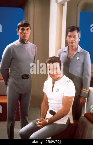 Star Trek The Motion Picture Year : 1979 USA Director : Robert Wise Leonard Nimoy, William Shatner, DeForest Kelley Foto Stock