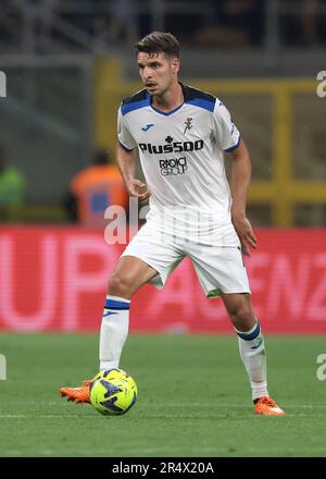 Milano, Italia. 27th maggio, 2023. Berat Djimsiti di Atalanta durante la Serie A match a Giuseppe Meazza, Milano. Il credito di immagine dovrebbe essere: Jonathan Moskrop/Sportimage Credit: Sportimage Ltd/Alamy Live News Foto Stock