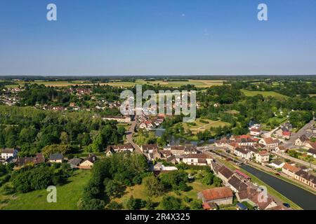 Veduta aerea su Rogny les Sept Ecluses in Borgogna in Francia Foto Stock