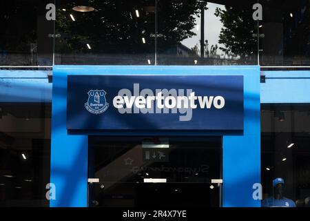 Evertontwo, un negozio a Liverpool One con abbigliamento e cimeli dei fan Foto Stock