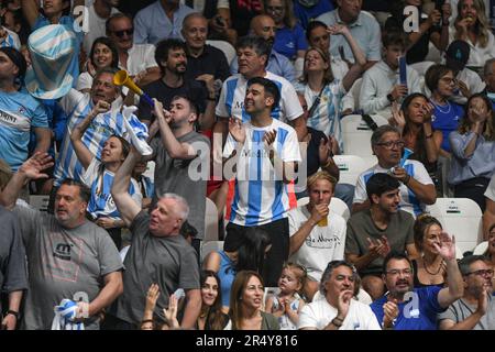 Appassionati di tennis argentini. Finali della Coppa Davis, Unipol Arena, Bologna. Foto Stock