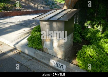 Beverly Hills, California, USA 27th Maggio 2023 Una visione generale dell'atmosfera attrice Jennifer Aniston Home il 27 Maggio 2023 a Beverly Hills, California, USA. Foto di Barry King/Alamy Stock Photo Foto Stock