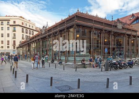 Madrid, Spagna - Giugno 06 2018: Il mercato di San Miguel (in spagnolo: Mercado de San Miguel) è un mercato coperto situato nella capitale spagnola. Foto Stock