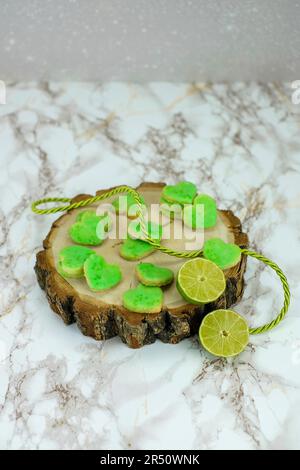 Cuori di cocco di lime Foto Stock