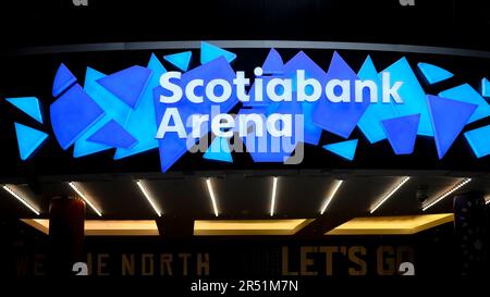 Toronto, Canada - 30 marzo 2023: Cartello d'ingresso alla Scotiabank Arena Foto Stock