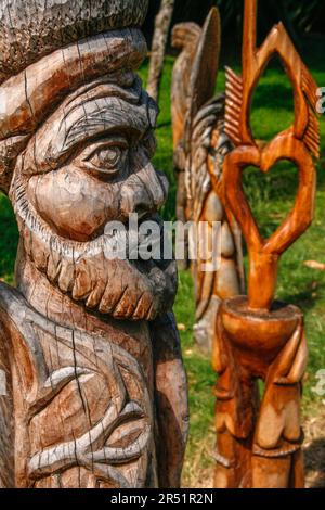 Totem in legno in Nuova Caledonia Foto Stock