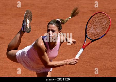 Julien Mattia / le Pictorium - Jessica Pegula contre Camila Giorgi - 27/5/2023 - Francia / Ile-de-France (regione) / Parigi - Camila Giorgi si ritira durante il 2nd° round del torneo di tennis Roland Garros Open che si è tenuto a Parigi il 31 maggio 2023. Foto Stock