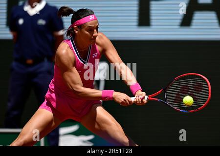 Julien Mattia / le Pictorium - Caroline Garcia contro Anna Blinkova - 27/5/2023 - Francia / Ile-de-France (regione) / Parigi - Caroline Garcia in azione durante la sua seconda partita contro Anna Blinkova al Roland Garros Open di tennis torneo di Parigi il 31 maggio 2023. Foto Stock