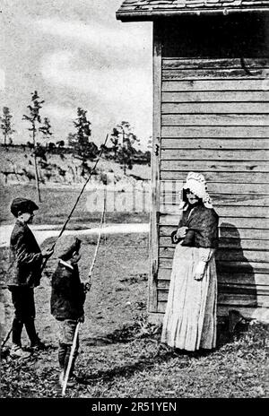 Implorando di andare a pesca tra le Black Hills, Dakota foto d'annata in bianco e nero di Clifton Johnson, dal libro guida 'autostrade e vie secondarie delle Montagne Rocciose' Data di pubblicazione 1910 Editore Macmillan Company New York e Londra Foto Stock