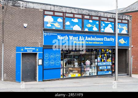 Negozio di beneficenza North West Air Ambulance a Congleton Cheshire UK Foto Stock