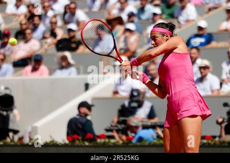 Parigi, Francia. 31st maggio, 2023. Il tennista Caroline Garcia (Francia) è in azione al torneo di tennis French Open Grand Slam del 2023 a Roland Garros, Parigi, Francia. Frank Molter/Alamy Live notizie Foto Stock