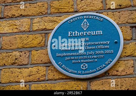 Targa blu che commemora il lancio della criptovaluta Ethereum a Rivington st, Hoxton Foto Stock