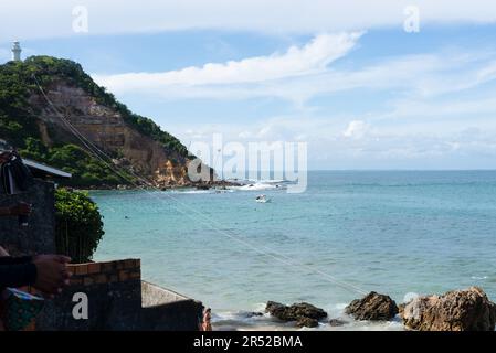 Cairu, Bahia, Brasile - 19 gennaio 2023: Vista dalla spiaggia di Morro de Sao Paulo, nella città di Cairu, Brasile. Foto Stock