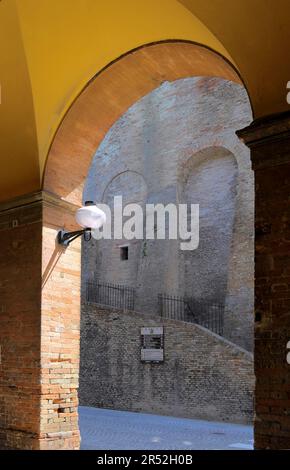 Italia, Italia, Marche, Urbino, centro storico, centro storico, sala giochi Foto Stock