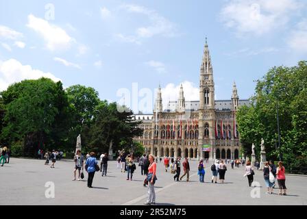 VIENNA, AUSTRIA, MAGGIO 31. La storica casa cittadina di Vienna, Austria, il 31 maggio 2012. La casa è stata costruita nel 1883. Vienna ha oltre 10 milioni di visitatori Foto Stock