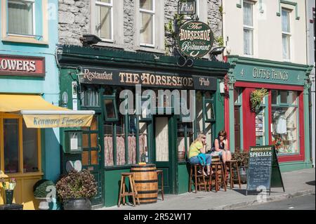 The Horseshoe, Ristorante, Pub, Bar, Kenmare, Contea di Kerry, Irlanda Foto Stock