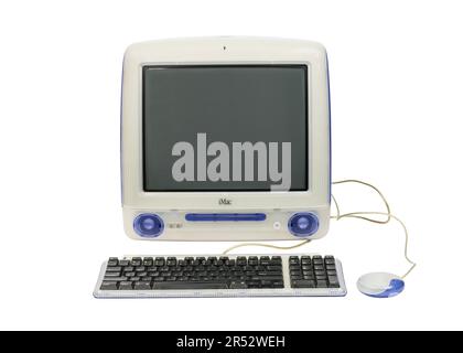 Los Angeles, California, USA - 30 maggio 2023: Fotografia editoriale illustrativa di un computer desktop Apple iMac G3 d'epoca. Il computer è stato realizzato nel 1999. Foto Stock