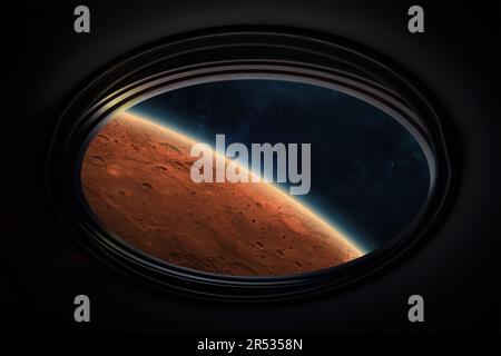 Orbitando il pianeta Marte. Vista dal porthole dell'astronave su Marte. Spedizione e colonizzazione di Marte. Elementi forniti dalla NASA Foto Stock