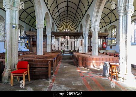 All'interno della chiesa parrocchiale di St Buryan, St Buryan, Cornovaglia, Inghilterra, Regno Unito Foto Stock