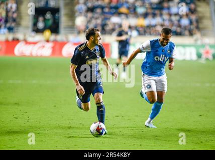 Chester, Pennsylvania, Stati Uniti. 31st maggio, 2023. 31 maggio 2023, DANIEL GAZDAG (10) di Chester PA-Philadelphia Union in azione contro ADILSON MALANDA (29) del Charlotte FC durante la partita al Subaru Park di Chester, PA (Credit Image: © Ricky Fitchett/ZUMA Press Wire) SOLO PER USO EDITORIALE! Non per USO commerciale! Foto Stock