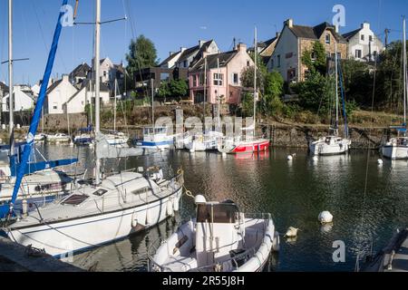 Le Bono (Bretagna, Francia nord-occidentale): Il porto Foto Stock