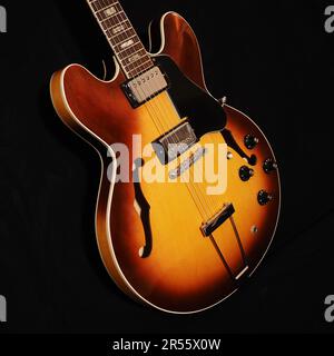 Gibson ES-335 dalla 70s Foto Stock